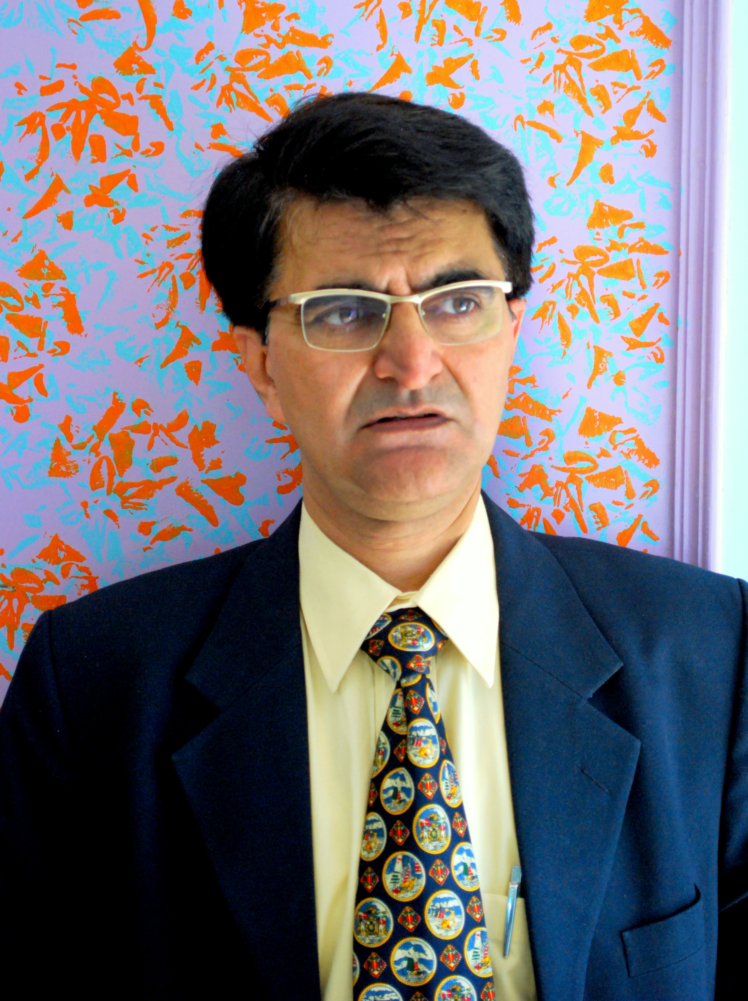 Dr Rasesh Diwan